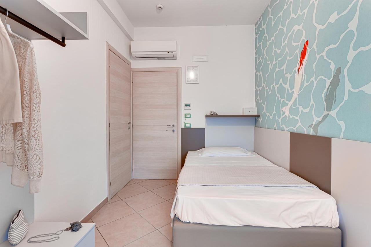 Anastasi Hotel E Residence Червия Екстериор снимка