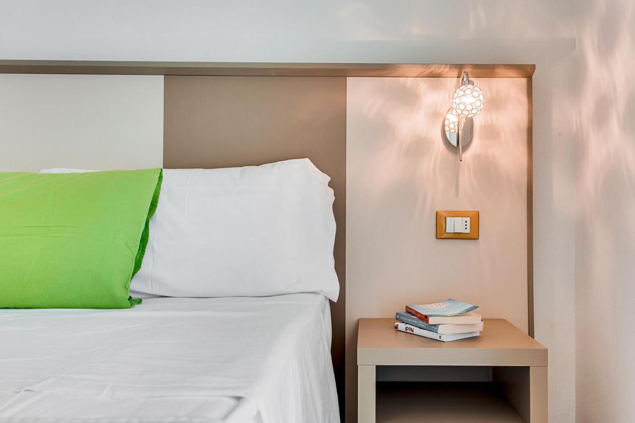 Anastasi Hotel E Residence Червия Екстериор снимка