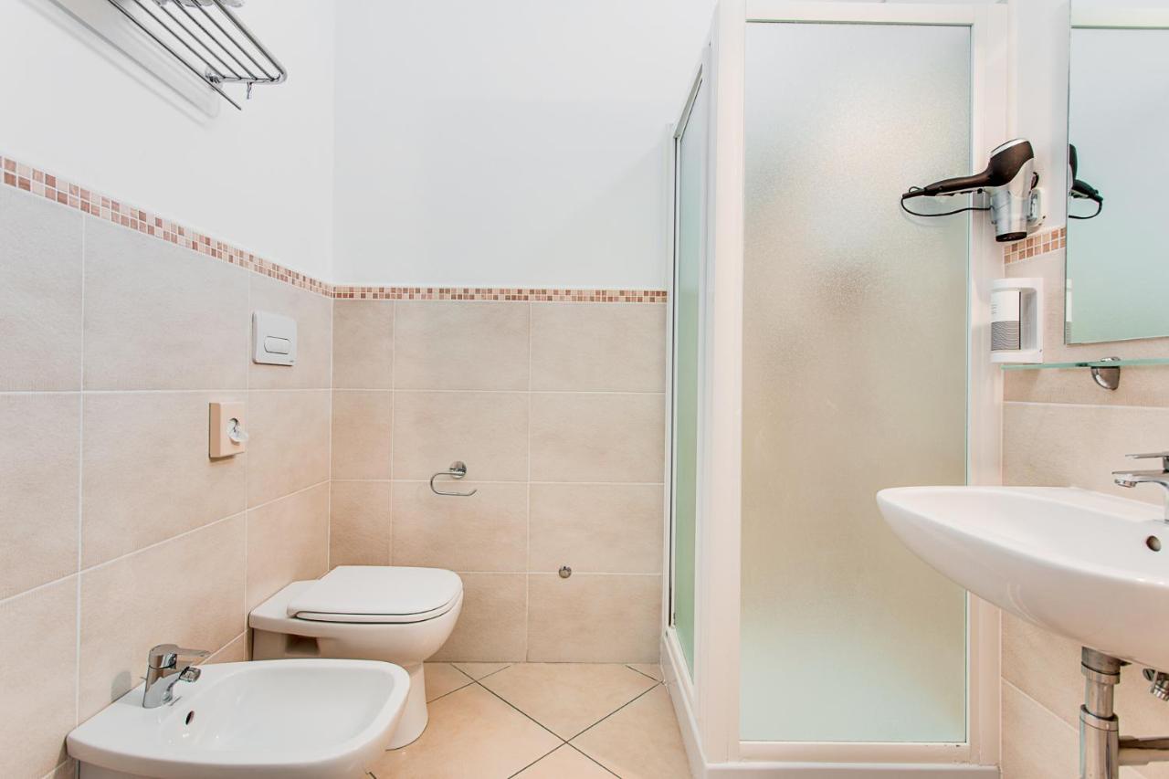 Anastasi Hotel E Residence Червия Екстериор снимка
