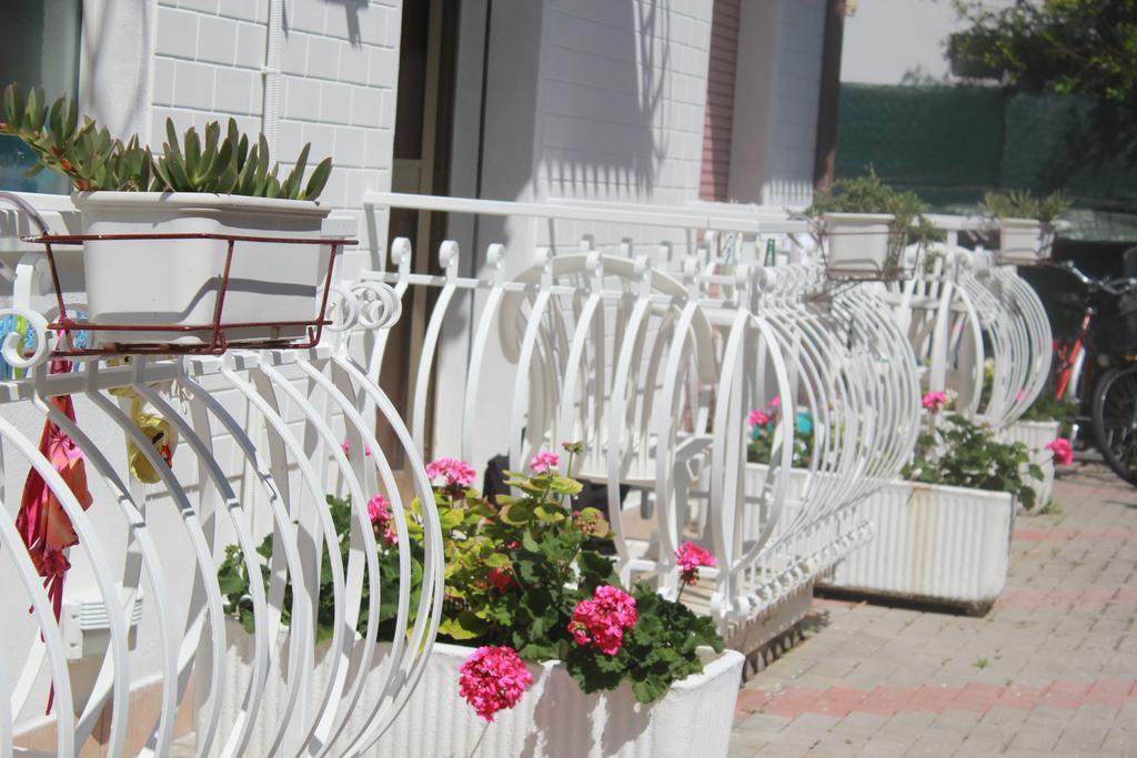 Anastasi Hotel E Residence Червия Стая снимка