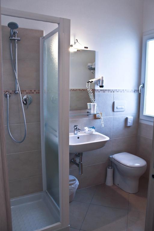 Anastasi Hotel E Residence Червия Стая снимка