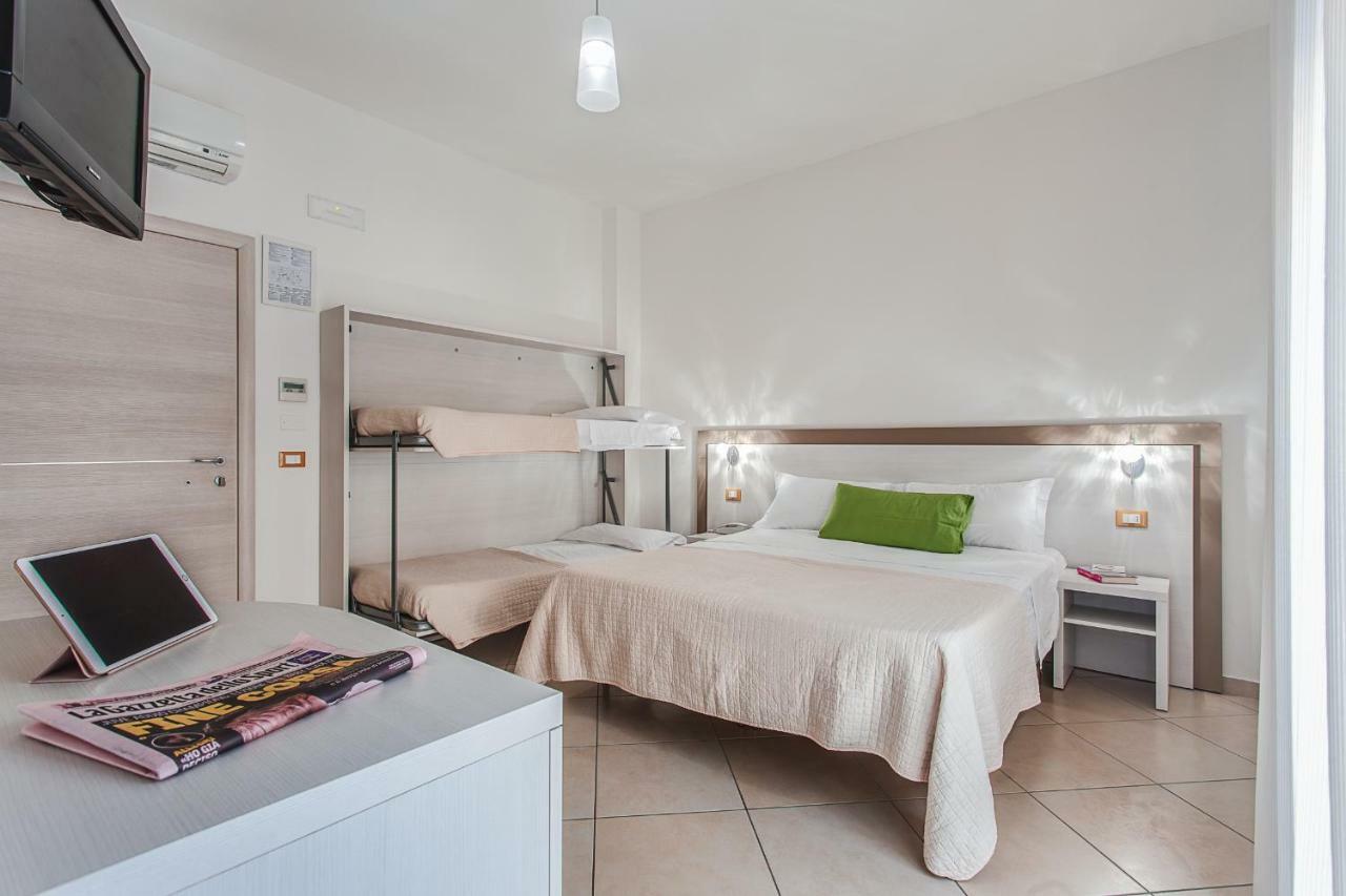 Anastasi Hotel E Residence Червия Екстериор снимка